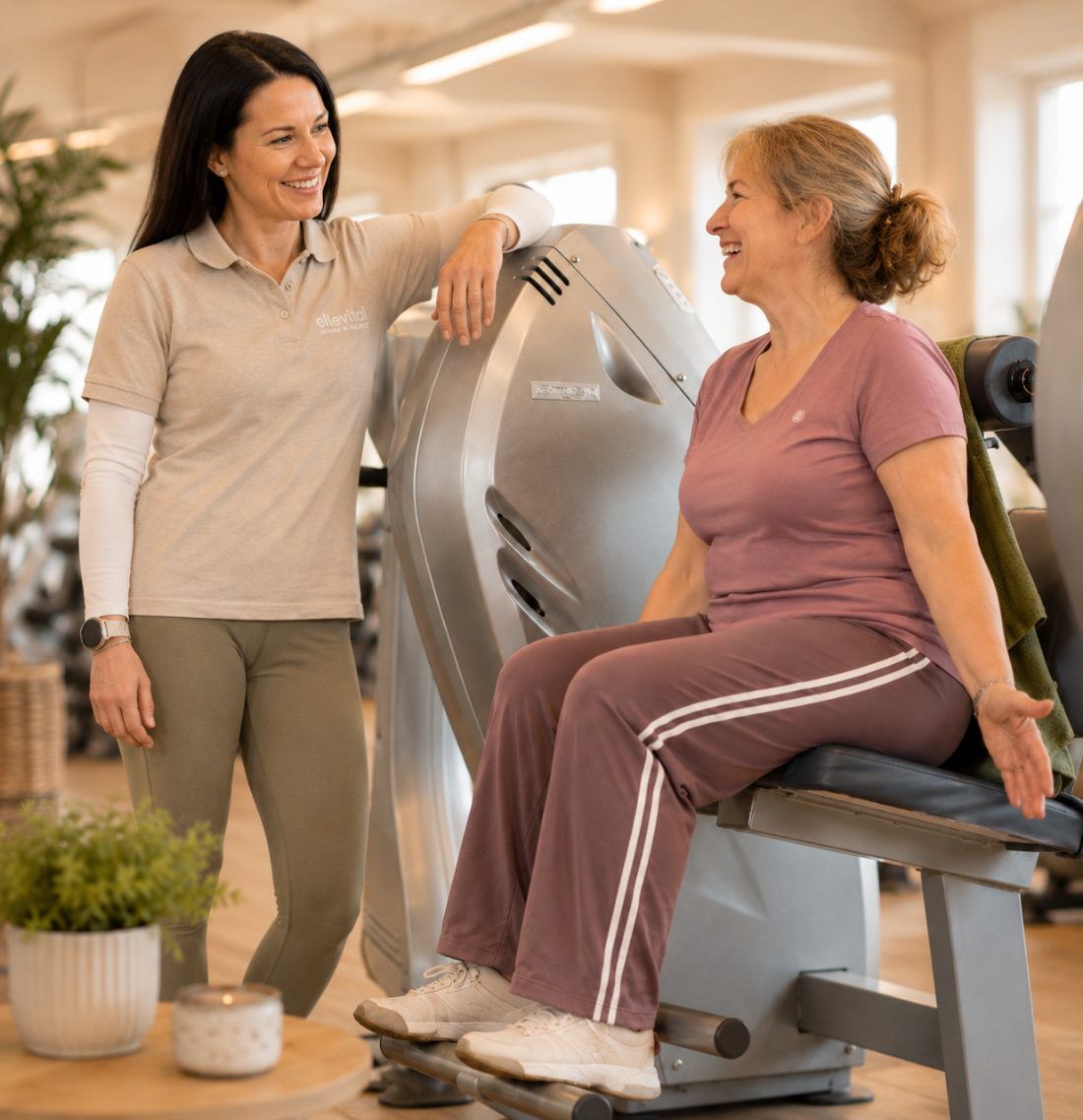 Frau beim Training bei ellevital